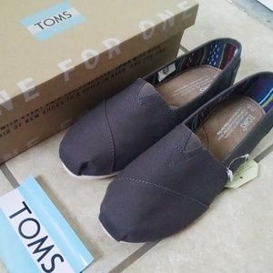 Toms Canvas Grey Classics NWT never worn